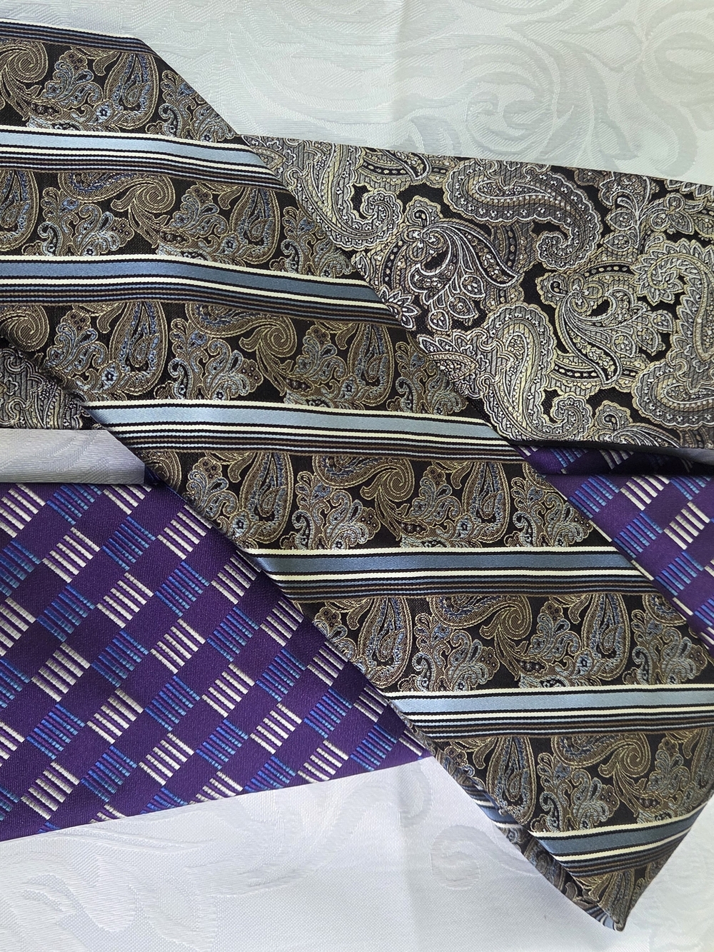 Lot Of 3 Men's 100% Silk Ties